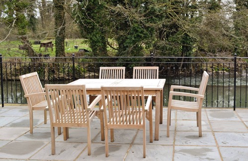 Frome Cottage | 3 bedroom accommodation in Spring Gardens, Frome