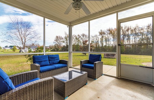 Kenly House | 3-bedroom house in welcoming Kenly with Screened in patio, Grill, 1 acre yard.