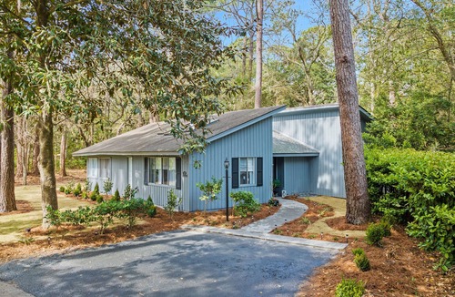 Lawton Woods House | 3 Bedroom ~ Pet Friendly ~ Coastal Casual & Refined Style ~ 8 Cotton Lane