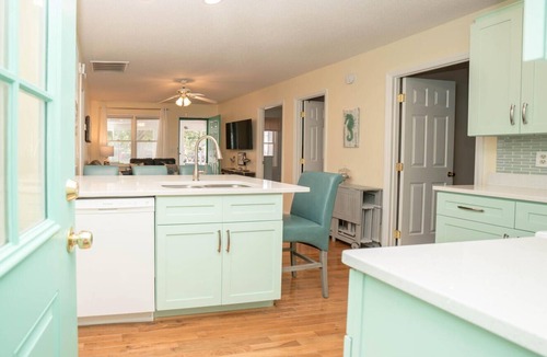 Yaupon Beach House | 3 BR, 2BA beach home located just two blocks from the beach - Accidentally Ours