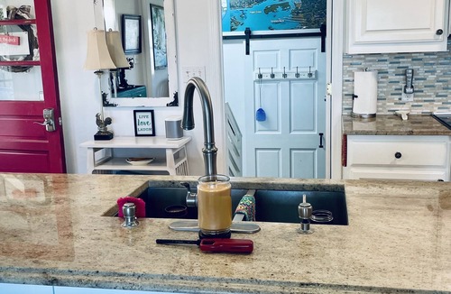 Ogden House | 3-Br 3-Bath Family n Dogs Waterfront-24’ Deep H2O Boat Slip -ICW Access Sleeps 8
