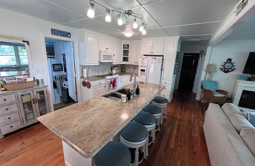 Ogden House | 3-Br 3-Bath Family n Dogs Waterfront-24’ Deep H2O Boat Slip -ICW Access Sleeps 8