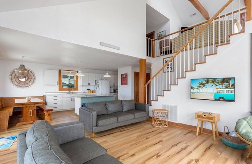 Buxton House | 3 br, oceanfront, ocean view, sunrise !