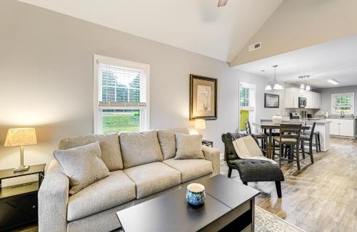 New Bern House | 3 Mi to Dtwn Home with Patio and Grill in New Bern