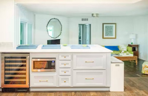 Winston - Salem House | 3 miles from Wake Forest University House/Winston-Salem-sleeps 12