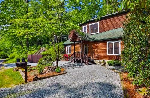 Mirror Lake House | 3 minutes to posh Downtown or majestic Dry Falls