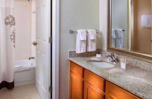 Homewood Hotel | 3 Modern Pet-Friendly Suites with Pool Access | Near Birmingham Attractions