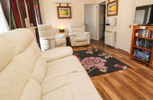 Liskeard Cottage | 3 Rosecraddoc Lodge