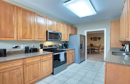 Maggie Valley Condo | 3's a Birdie - 2BR, 2BA Condo Golf & Mountain View