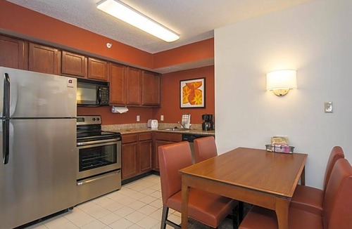 Piper Glen Estates Hotel | 3-Star Hotel ∙ Residence Inn by Marriott Charlotte Piper Glen