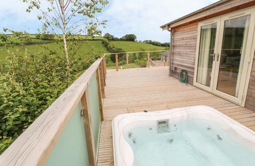 Looe House | 3 Valley View