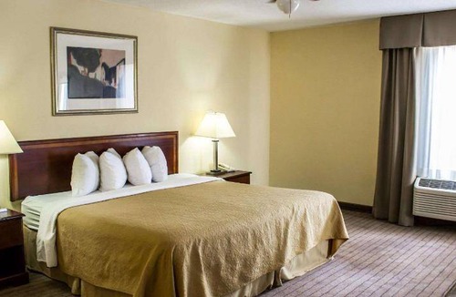 Fuquay-Varina Hotel | 30 m² Hotel ∙ 127 guests