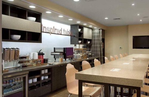 Terry Sanford Hotel | 300 m² Hotel ∙ 127 guests