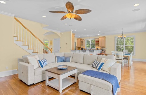 Pine Knoll Shores House | 313 m² House ∙ 5 bedrooms ∙ 10 guests