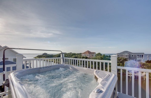 Brigands' Bay House | 349 m² House ∙ 4 bedrooms ∙ 8 guests