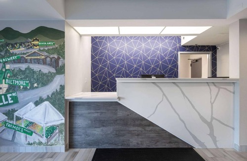 Asheville Hotel | 35 m² Hotel ∙ 127 guests