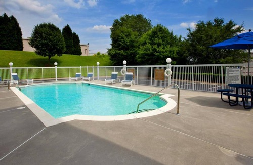 Pineville Hotel | 35 m² Hotel ∙ 127 guests