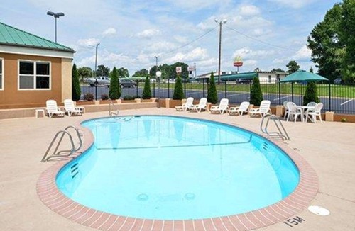 Asheboro Hotel | 35 m² Hotel ∙ 127 guests