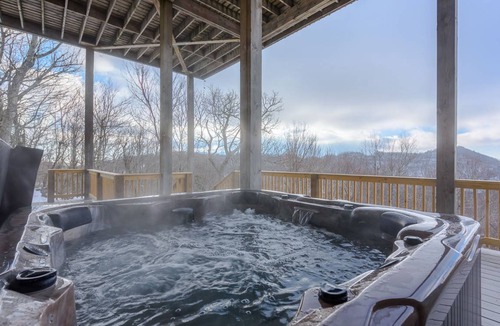 Seven Devils Cabin | 351 m² Cabin ∙ 5 bedrooms ∙ 16 guests