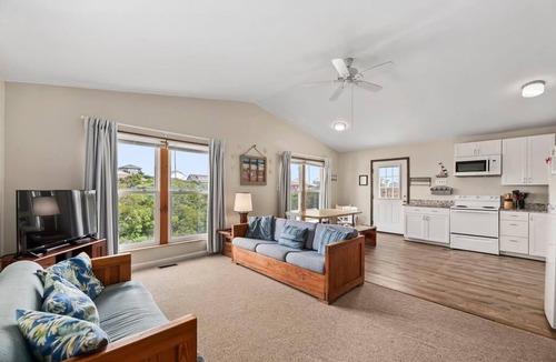 South Nags Head House | 352 - South Nags Head Rental - Spacious Rooms - Short Walk to the Beach!