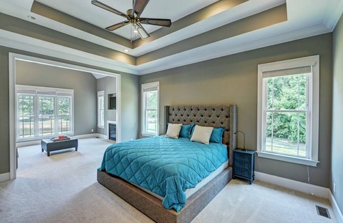 Huntersville House | 353 m² House ∙ 5 bedrooms ∙ 11 guests