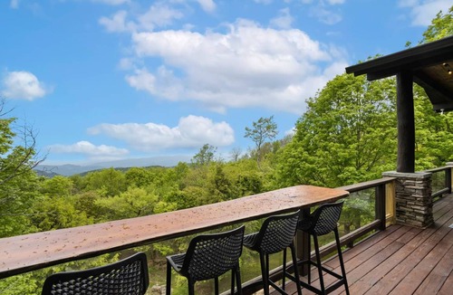 Beech Mountain Cabin | 358 m² Cabin ∙ 5 bedrooms ∙ 12 guests