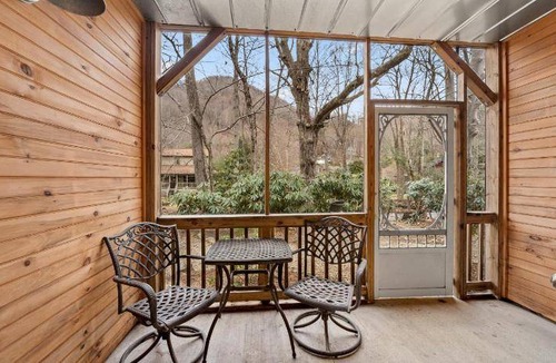 Valley Creek Run Hotel | 36 m² Motel ∙ 4 guests