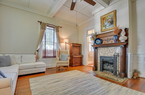 Spring Hope House | 362 m² House ∙ 4 bedrooms ∙ 10 guests