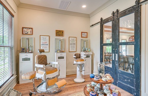Belmont Historic District House | 371 m² House ∙ 5 bedrooms ∙ 10 guests