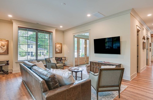 Belmont Historic District House | 371 m² House ∙ 5 bedrooms ∙ 10 guests