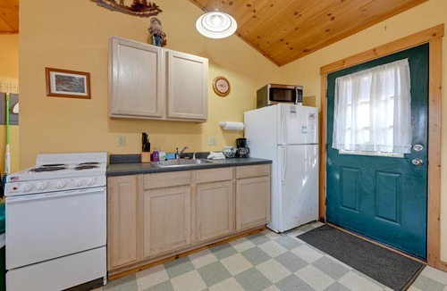 Bryson City House | 38 m² House ∙ 6 guests