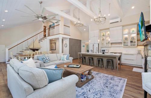 Sea Pines House | 39 Oak Court