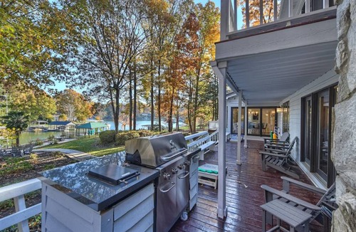 Westport House | 399 m² House ∙ 5 bedrooms ∙ 16 guests