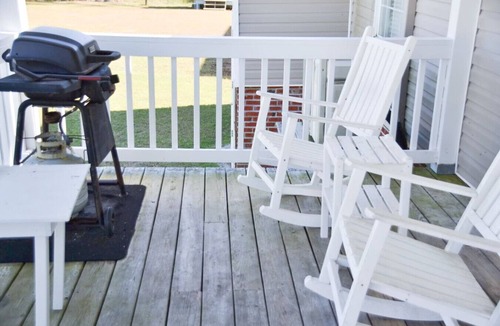 Smyrna House | 3BR Cottage|Waterfront|Wade Creek|Fishing|Boating