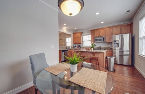 Wesley Heights House | 3BR MID TERM Gem—Walk to BofA Stadium & South End!