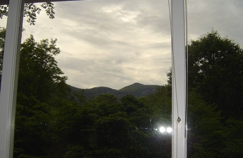 Lake Lure House | 4/4 , 3 story, HOUSE BEAUTIFUL with open floor plan on YOUNG MOUNTAIN