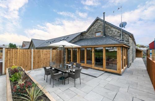 Llanycil House | 4 Bed in Bala oc-bow66