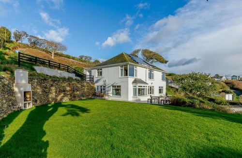 Trenance House | 4 Bed in Mawgan Porth oc-d26830