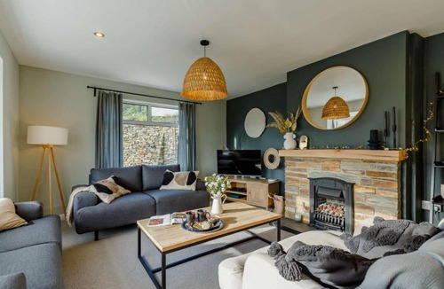 Trenance House | 4 Bed in Mawgan Porth oc-d26830
