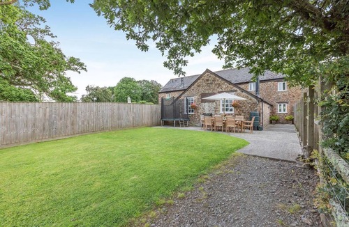 Shebbear Cottage | 4 Bed in Shebbear (oc-l33729)
