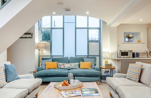 Shebbear Cottage | 4 Bed in Shebbear (oc-w33730)