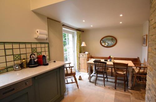 Worth Matravers House | 4 Bed in Swanage oc-dc128