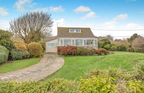 Worth Matravers Cottage | 4 Bed in Worth Matravers (oc-wy115)