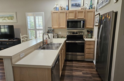 Sea Trail House | 4 Bedroom 2200 sq ft beautiful Sea Trail Golf Resort 5 minutes to ocean waves!
