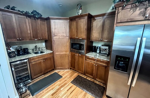 Wolf Laurel House | 4 Bedroom + 4 Bathroom Mountain Home at 4,700ft Views of Blue Ridge Mts + Big Bald + Spa + Elevator