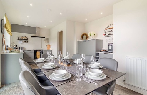 Layer Marney Cottage | 4 bedroom accommodation in Peldon, near Colchester