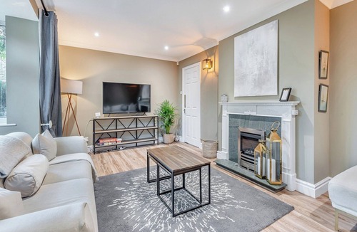 Bircotes Cottage | 4 bedroom accommodation in Tickhill, near Selby
