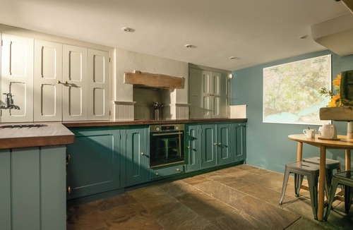 Tiptoe Cottage | 4 bedroom accommodation in Tiptoe, near Lymington