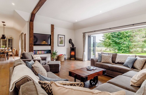 Thetford Cottage | 4 bedroom accommodation in Barnham