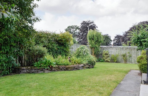 Murthly Cottage | 4 bedroom accommodation in Spittalfield, nr Dunkeld